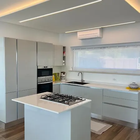 Paola Suites & דירה טורי דל בנקו