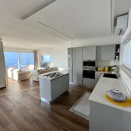 Paola Suites & דירה *
