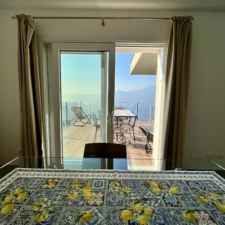 Paola Suites & דירה *